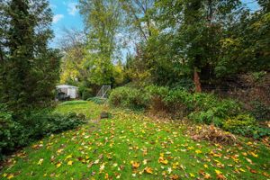 Photo 5- click for photo gallery